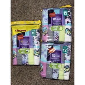 Hanes Girls 3 Packs Of Tagless Briefs NWT‎ Size 12 (31 Underwear Total)